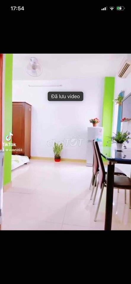 P4,78trTại 430/17 CMT8   ĐT 30m có 2 Cửa Sổ Thoáng mát. Ful nội Thất