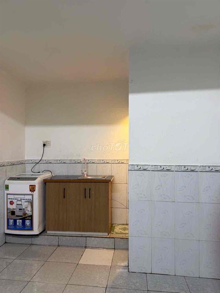 🏡 CHO THUÊ PHÒNG TRỌ FULL NỘI THẤT – MỚI SƠN SỬA, MẶT TIỀN ĐƯỜNG LỚN