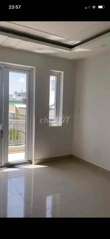 Chính Chủ Cho Thuê Phòng Có 2pn Ở Tầng 3 Giá 5,49tr MT Trương Đình Hội