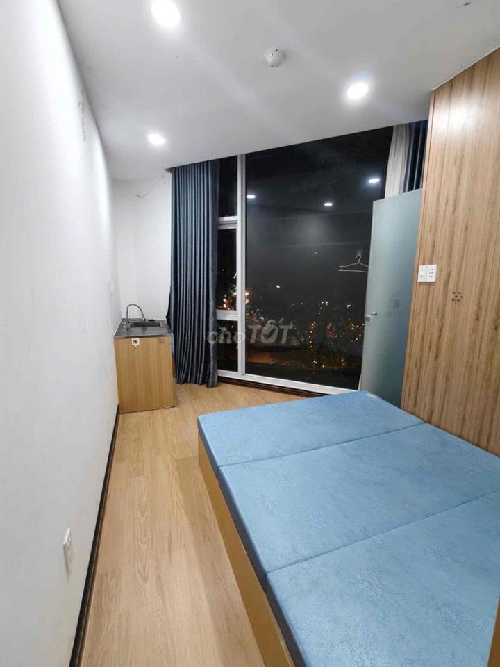 Chính Chủ Cho Thuê Phòng MT Đường 218 Cao Lỗ Giá 4,5tr Ful NT Ạ Ở Ngay