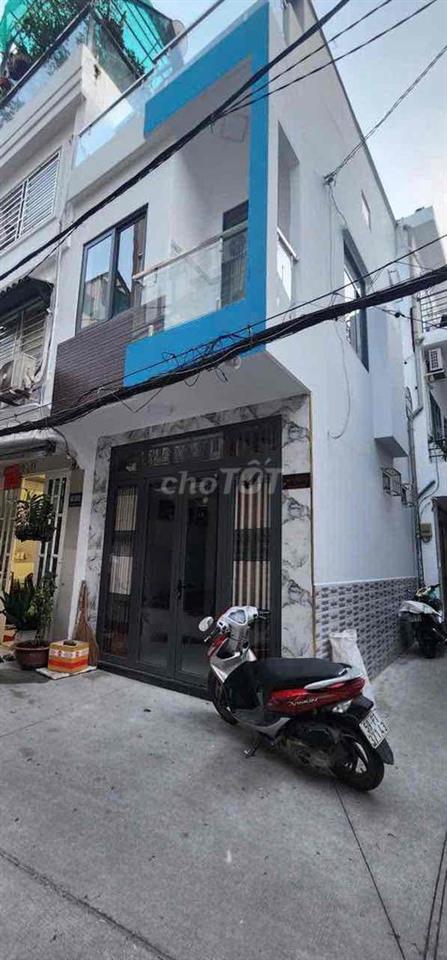 687/59/20 lạc long quân p10 tân bình ( 3,3x6) trệt 2 lầu, 2 pn ,3 wc .