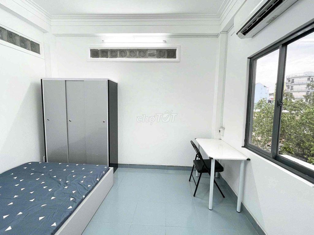 Chính Chủ Cho Thuê Phòng 36m Q.1 Lê Lai Hẻm 98F Giá 7,5tr Ful NT Ạ