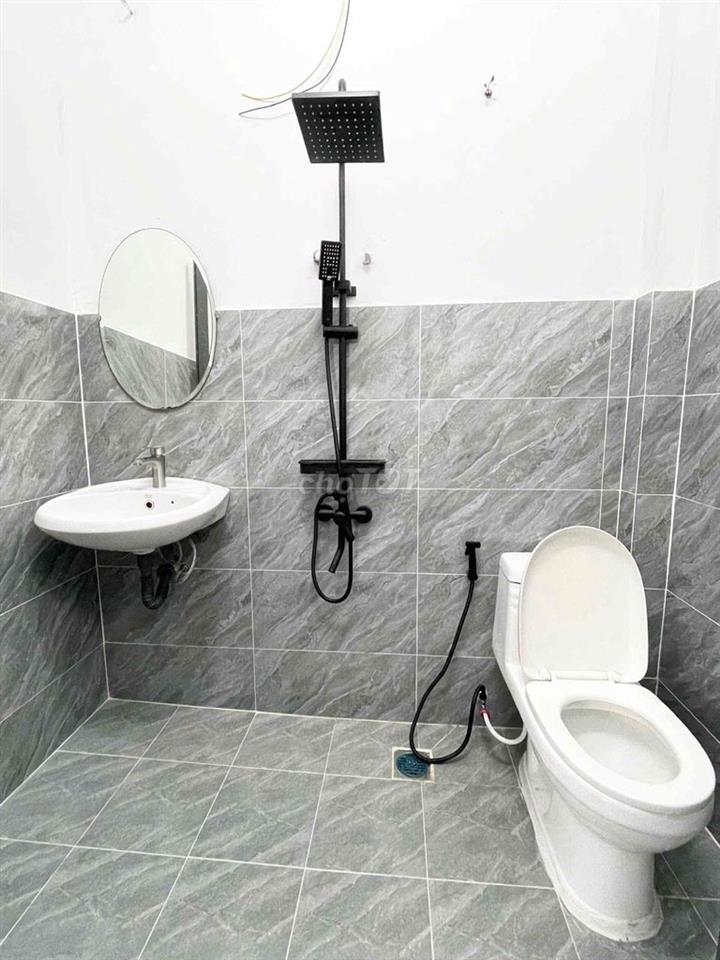 Chính Chủ Cho Thuê Phòng 36m Q.1 Lê Lai Hẻm 98F Giá 7,5tr Ful NT Ạ