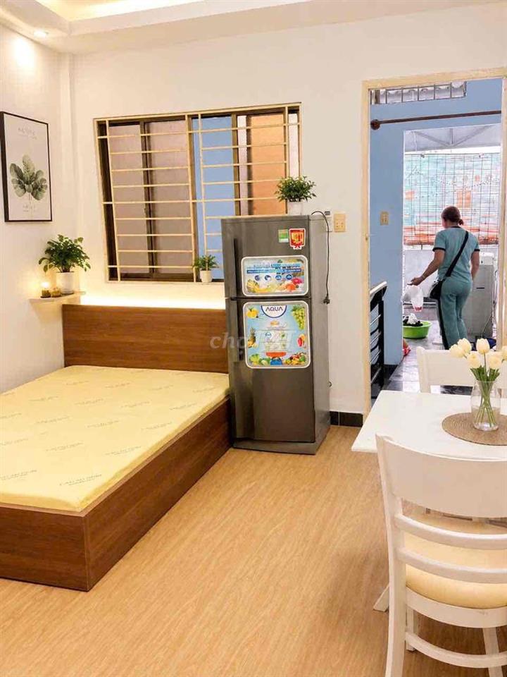 Chính Chủ Cho Thuê Phòng Hẻm 98F Lê Lai Ful NT Giá 6,3tr Ban Công Ạ LH