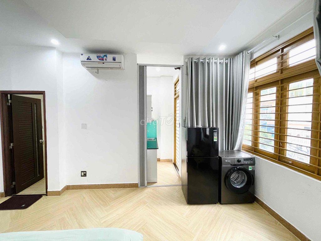 Chính Chủ Cho Thuê Phòng Cửa Sổ 98F Lê Lai Q.1 Ful NT Giá 6tr Ạ