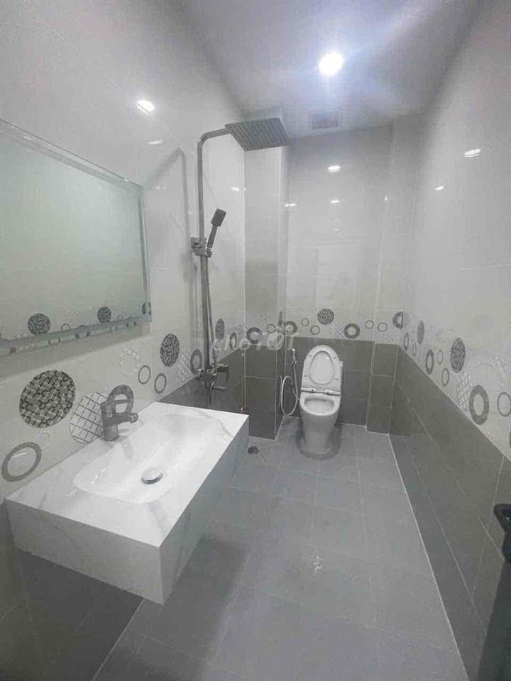 Phòng MT Phạm Thế Hiển P.7 Q.8 Giá 3,5tr Bao Điện Nước Phòng Mới Nhà T