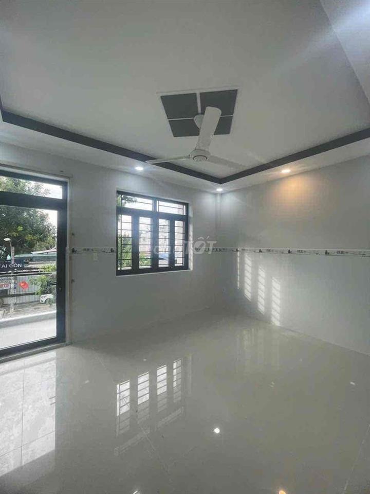 Phòng MT Phạm Thế Hiển P.7 Q.8 Giá 3,5tr Bao Điện Nước Phòng Mới Nhà T