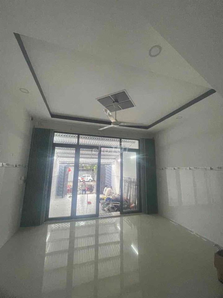 Phòng MT Phạm Thế Hiển P.7 Q.8 Giá 3,5tr Bao Điện Nước Phòng Mới Nhà T