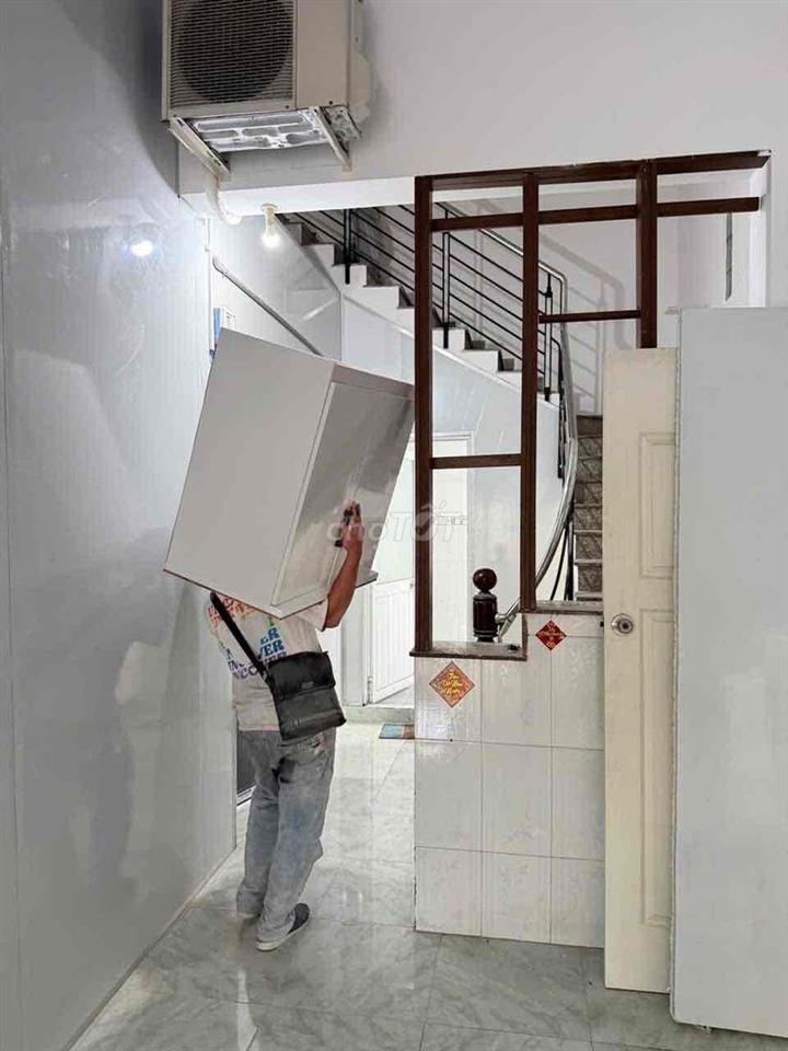 Sang Nhà CHDV LN 15tr Giá Thuê 12tr 7pn 8wc Tân Kỳ Tân Quý Sang 150tr