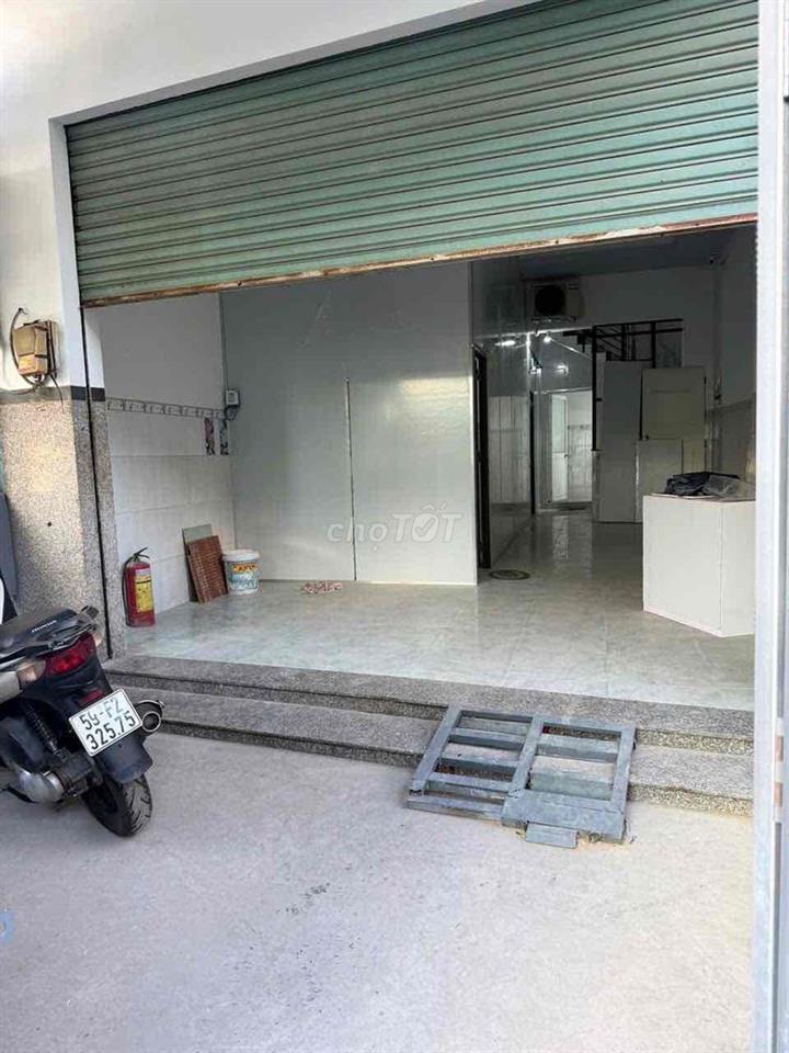 Sang Nhà CHDV LN 15tr Giá Thuê 12tr 7pn 8wc Tân Kỳ Tân Quý Sang 150tr