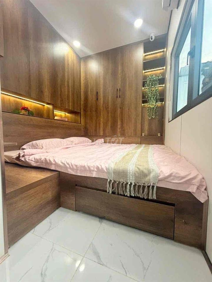 /-rose Hoa hồng 3% trân trọng gửi ACE môi giới  223Nơ Trang Long -