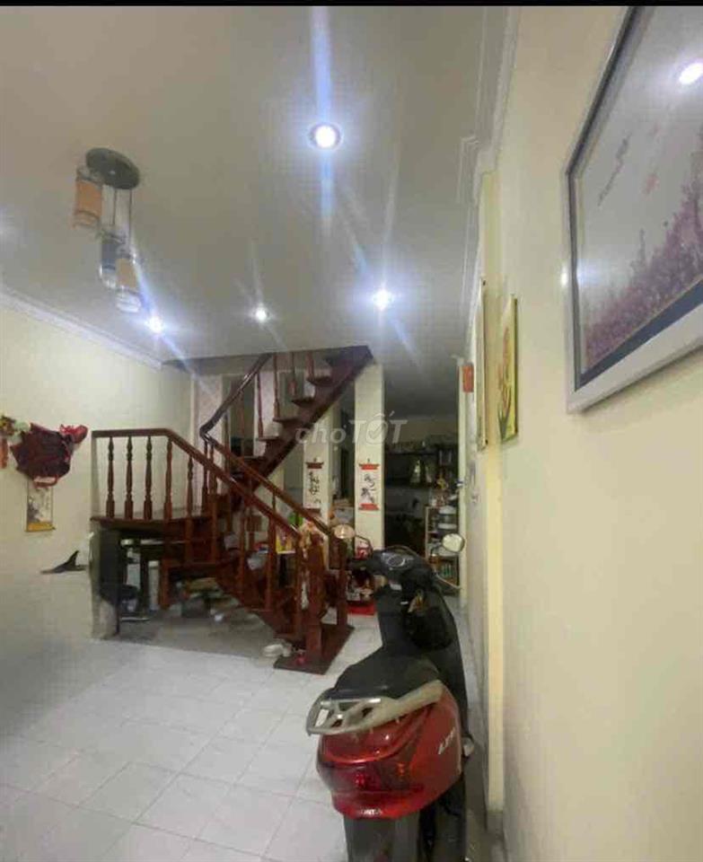 Chính Chủ Cho Thuê Nhà Nguyễn Trung Trực Bình Thạnh Giá 11,7tr TL LH E