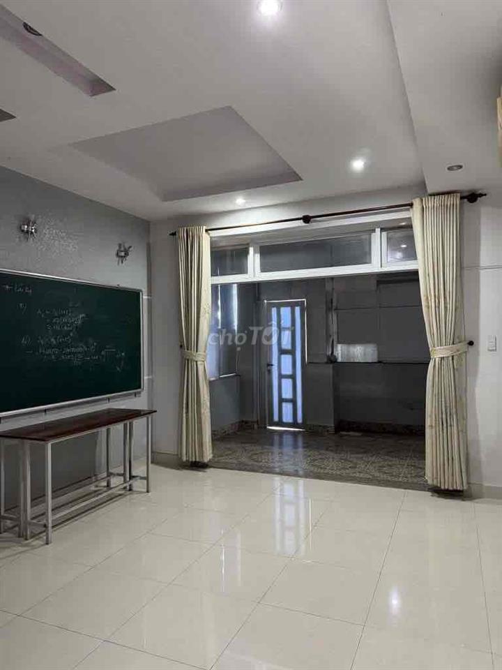 Cho thuê nhà Phan chu Trinh, Phường Bình Thạnh, Quận Bình Thạnh Diện t