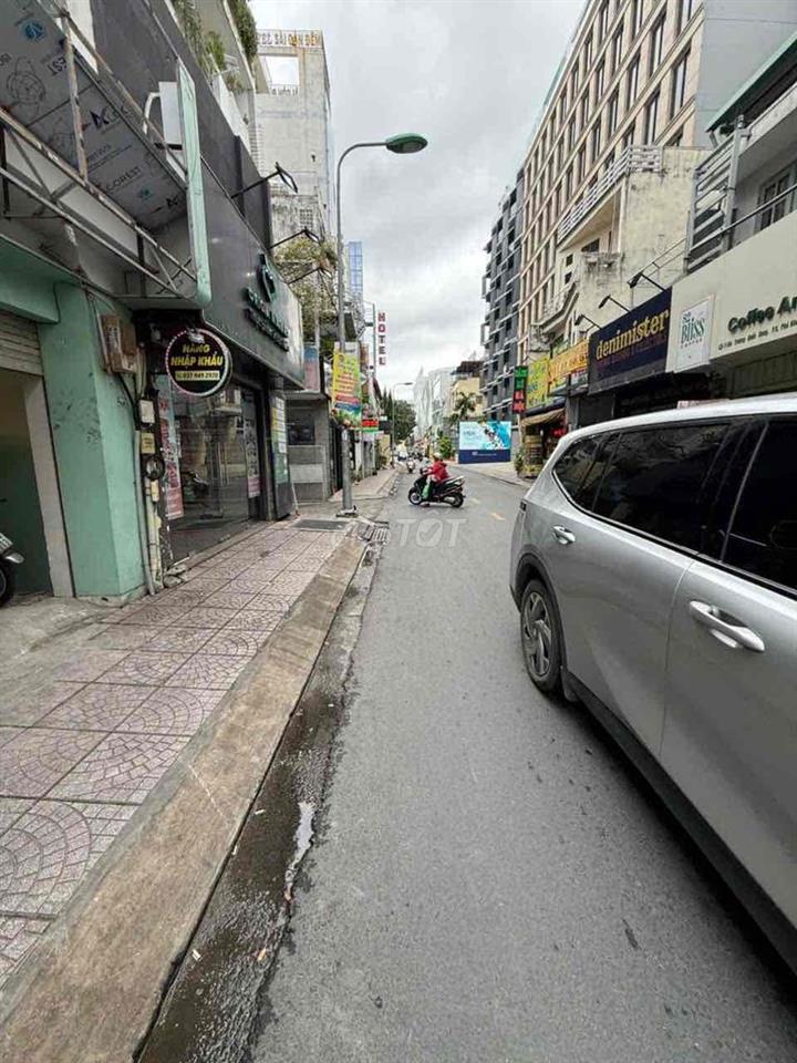 Chính Chủ Cho Thuê MB MT Trương Quốc Dung Q.PN Giá 15tr KDC VIP