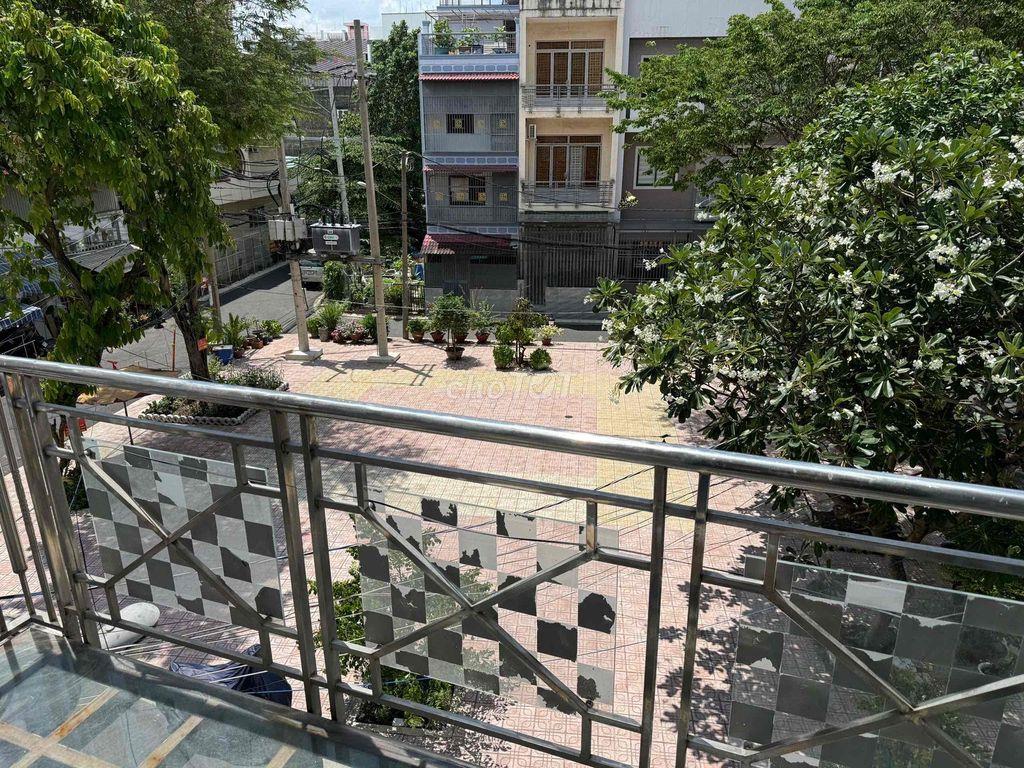 Chính Chủ Cho Thuê Nhà Âu Cơ 5,6x11 Trệt 3L ST 4PN 3WC a 23tr/ tháng,