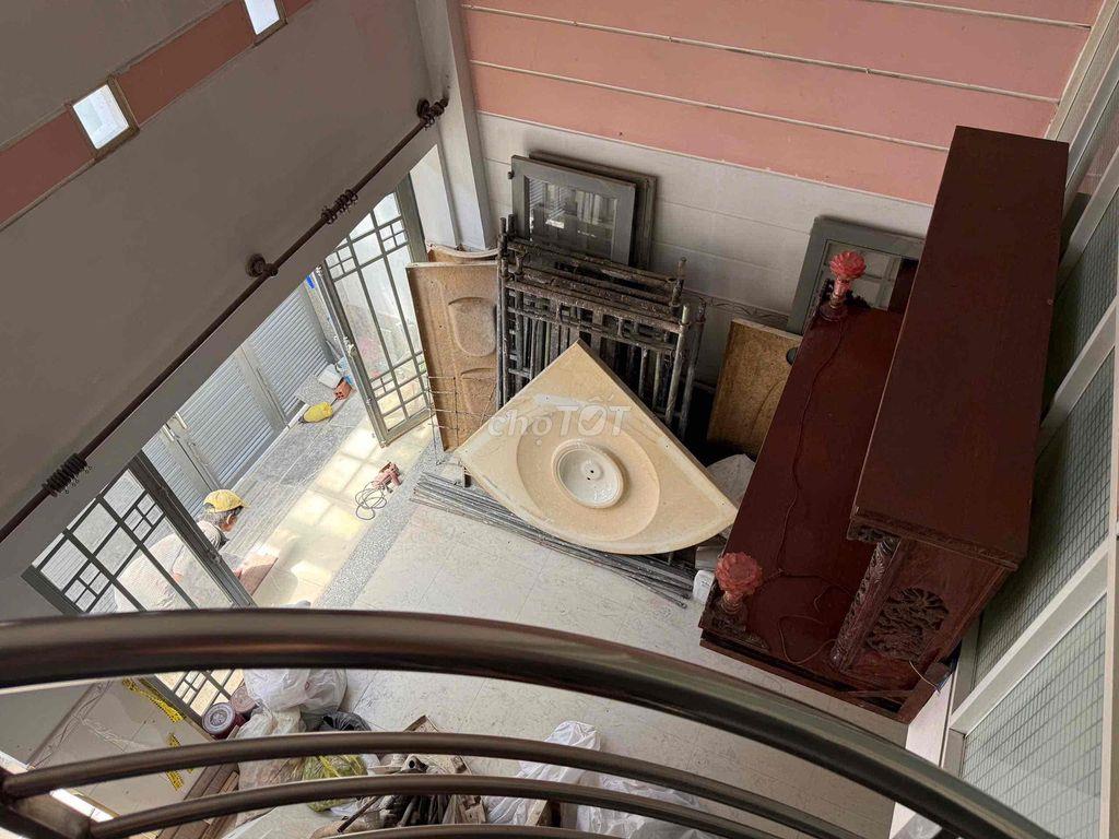 Chính Chủ Cho Thuê Nhà Âu Cơ 5,6x11 Trệt 3L ST 4PN 3WC a 23tr/ tháng,