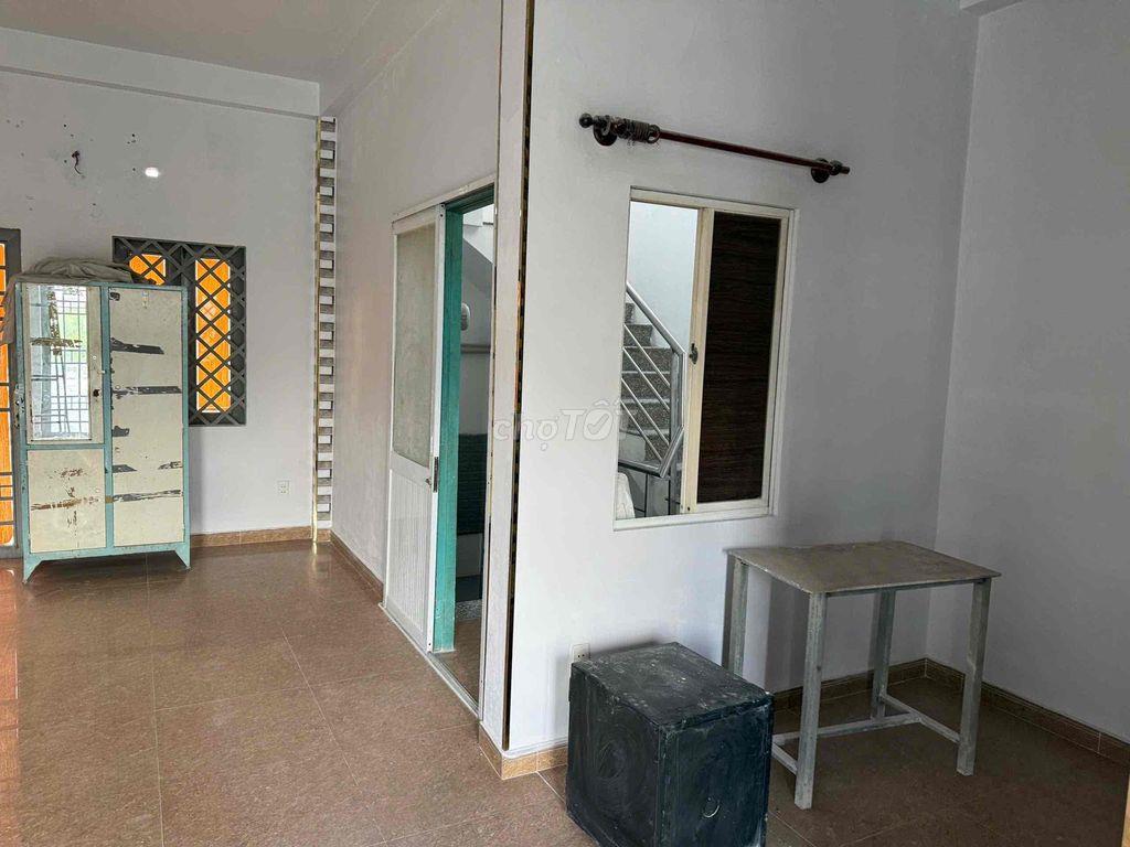 Chính Chủ Cho Thuê Nhà Âu Cơ 5,6x11 Trệt 3L ST 4PN 3WC a 23tr/ tháng,