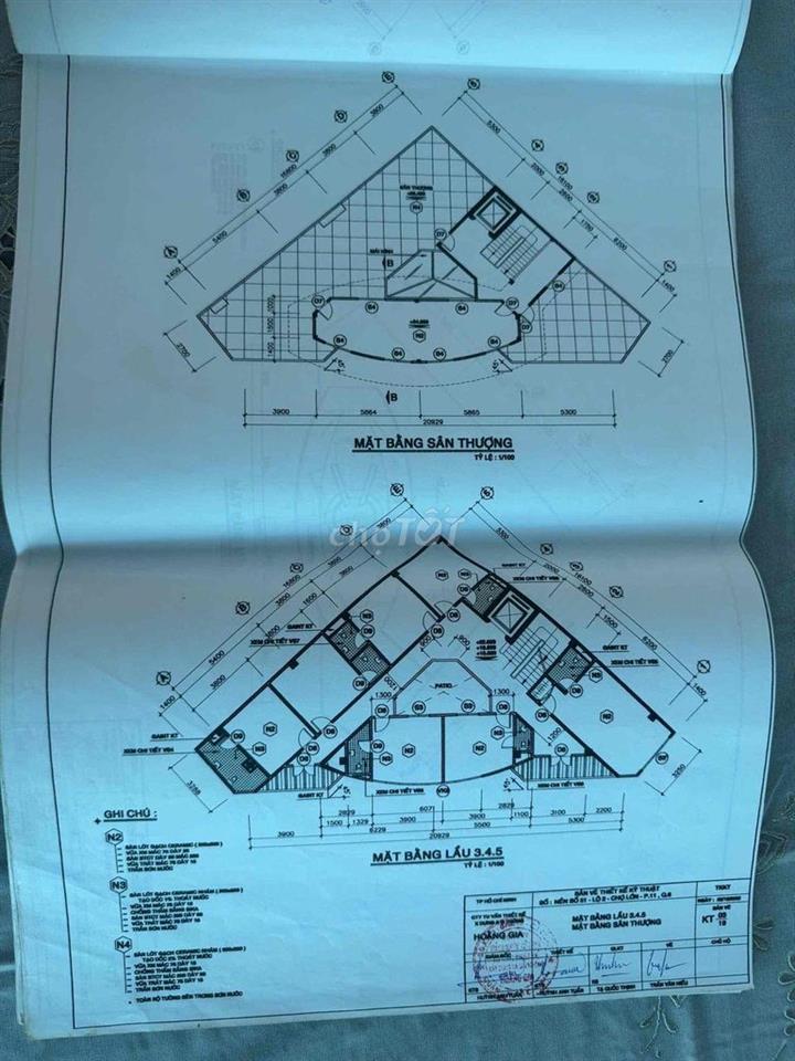 Tổng diện tích sử dụng: 1000m² Mặt tiền rộng 20m Kết cấu: 1 hầm – 1 tr