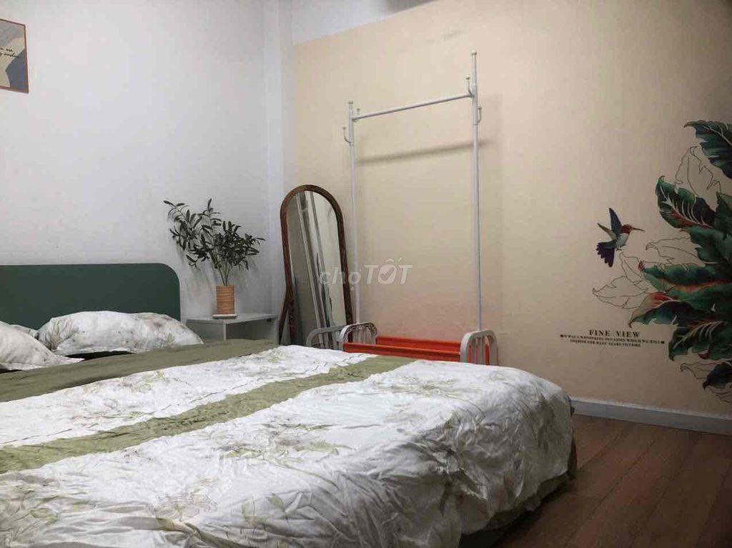 Chính Chủ Cho Thuê Phòng Ở 98F Lê Lai Tự Do Giá 4,5tr Ful NT Ạ Lh Mình