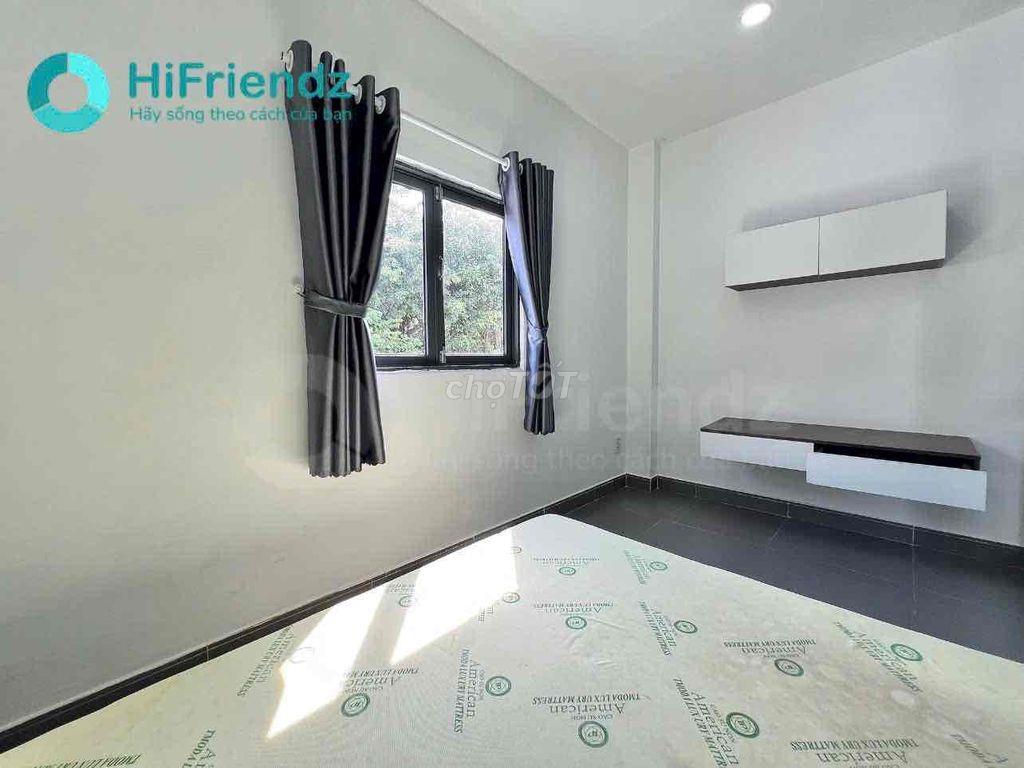 1/10 trống căn Studio tầng thượng 20m2 có ban công lién giá 6tr5 Toà n