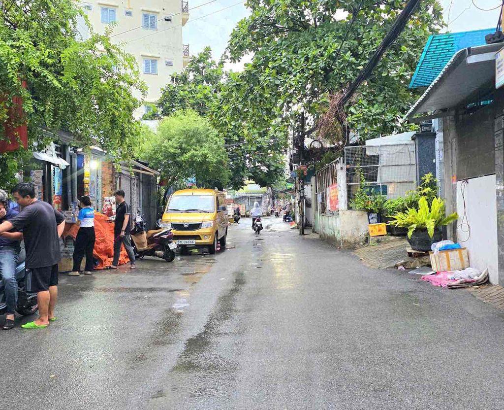 Hoa Hồng 200 triệu ❤️THÂN NHỜ A CHỊ E BÁN PHỤ E NHÉ   💥BÁN GẤP TOÀ CHDV