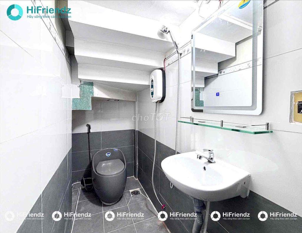 Chính Chủ Share Phòng Tại 98F Lê Lai Q.1 Phòng Ở Liền Ngay Chợ Giá 5tr
