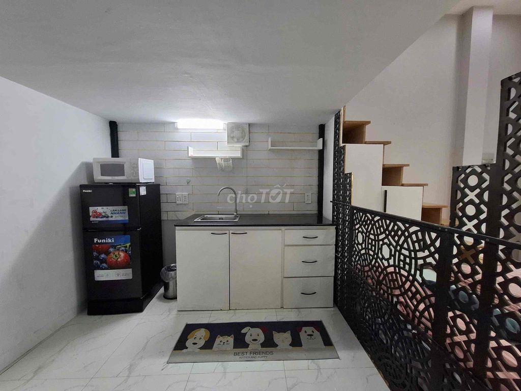 354/6 Võ Văn Kiệt, P. Cô Giang, Quận 1. Phòng 1 giá 8,5tr, trệt, có gá