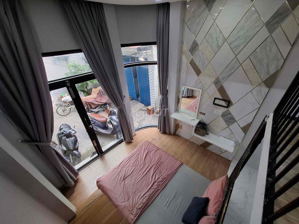 354/6 Võ Văn Kiệt, P. Cô Giang, Quận 1. Phòng 1 giá 8,5tr, trệt, có gá