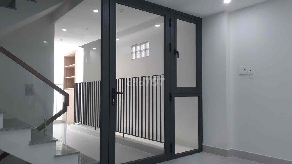 Chính Chủ Cho Thuê Nhà Làm VP Ở CHDV Trần Xuân Soạn 8pn 8wc Giá 50tr