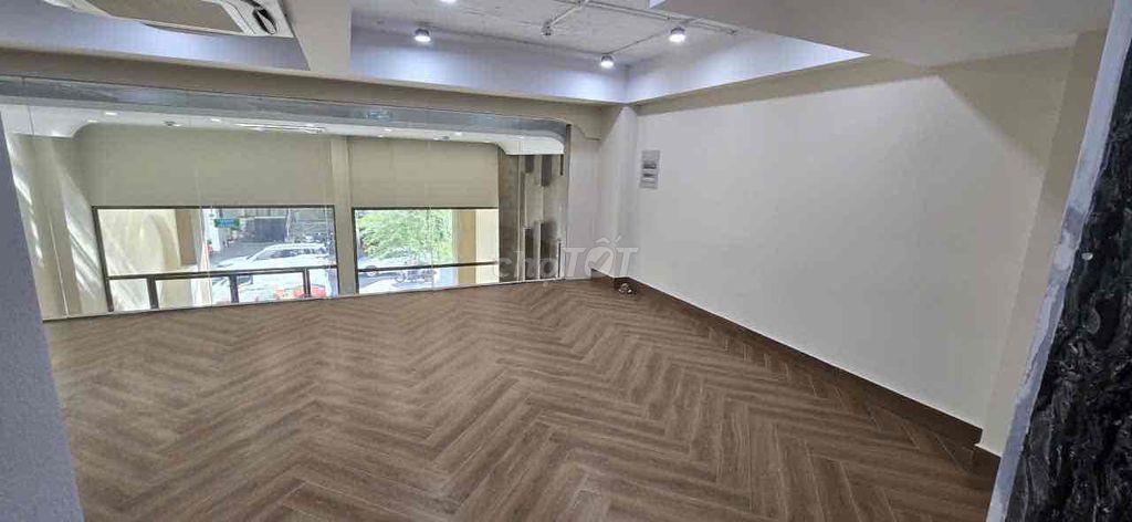 Siêu Phẩm Khách Sạn Hầm 9L 30pn 1mb 1ST 36wc Giá 810tr LH Mình Nha