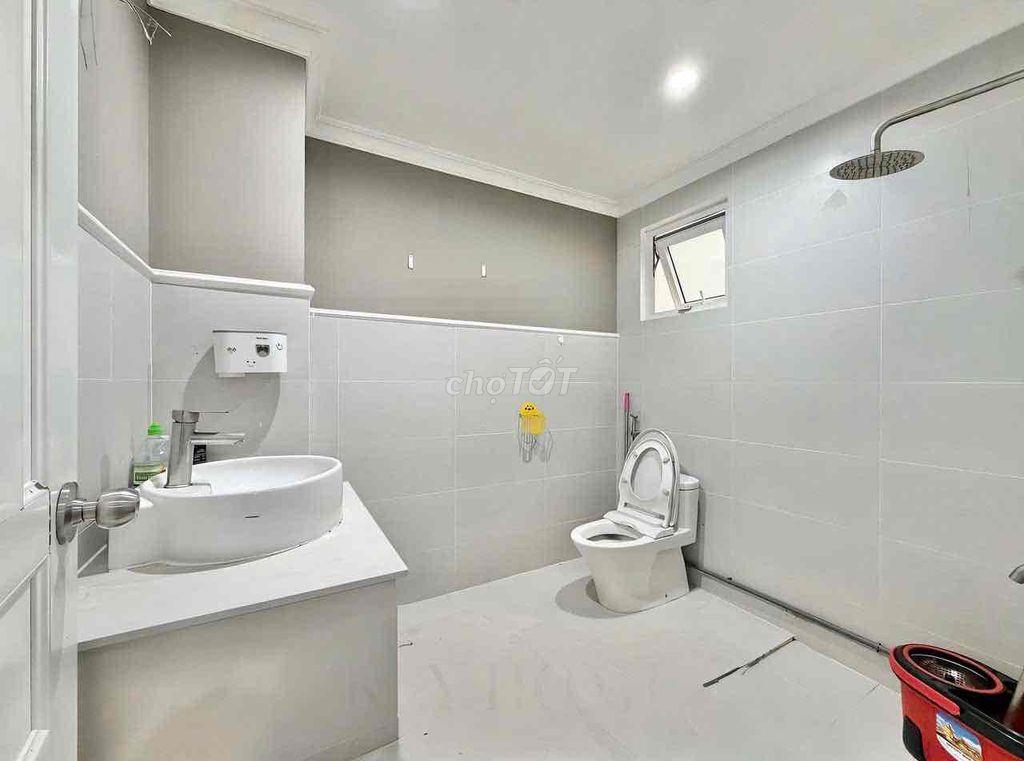 Cho thuê căn 1N1WC .   📍15/33 đường 59 phường 14 Gò Vấp - 5.5tr/tháng