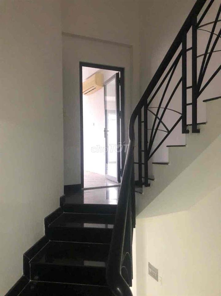 Chính Chủ Cho Thuê Nhà Làm CHDV 13pn 1mb 14wc ST Giá 50tr LH Mình