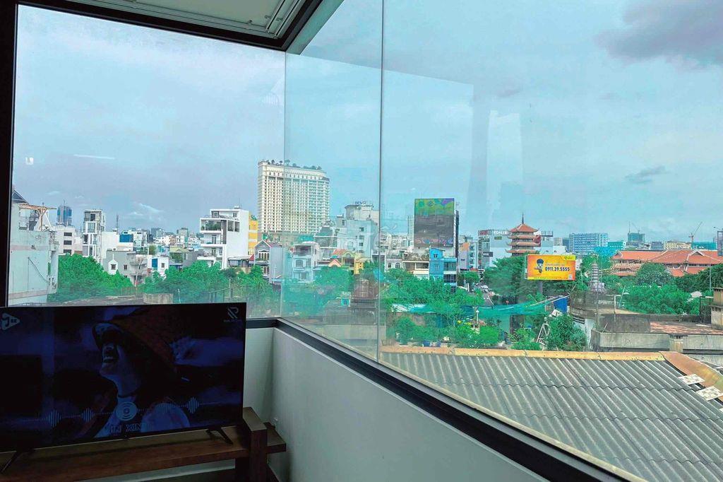 15/08 TRỐNG LẠI 2.2 LẦU 2 2PN 70m2 - 18tr  NHÀ THANG MÁY 111 CƯ XÁ NGU