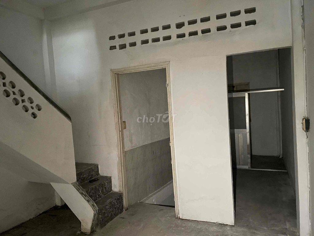 MẶT TIỀN 328 NGÔ GIA TỰ, QUẬN 10 CHÍNH CHỦ CHO THUÊ NGUYÊN CĂN MẶT TIỀ