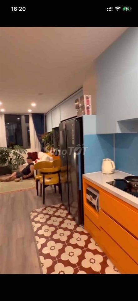Mình gửi clip căn 2pn nhé. Địa chỉ : 606/56 đường 3/2 phường Diên Hồng