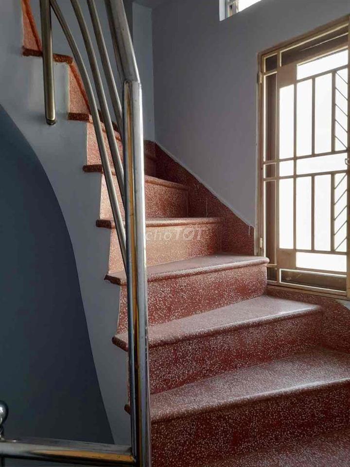Chính Chủ Cho Thuê Nhà Q.1 Cô Giang NT 2pn 3wc 4 Tầng Giá 12,6tr Ạ