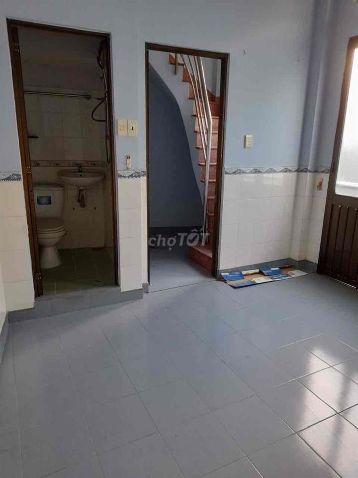 Chính Chủ Cho Thuê Nhà Q.1 Cô Giang NT 2pn 3wc 4 Tầng Giá 12,6tr Ạ