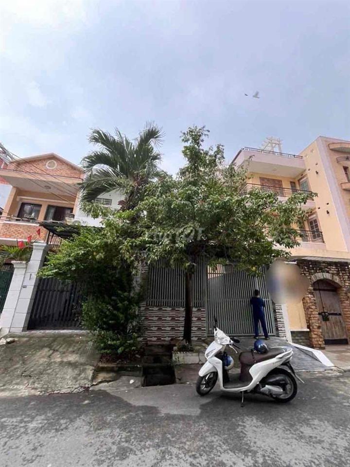 NHÀ CHO THUÊ Q7.  Đường lâm văn bền.Tân quy .  dt:9x25m.nhà 1 trệt 1 l