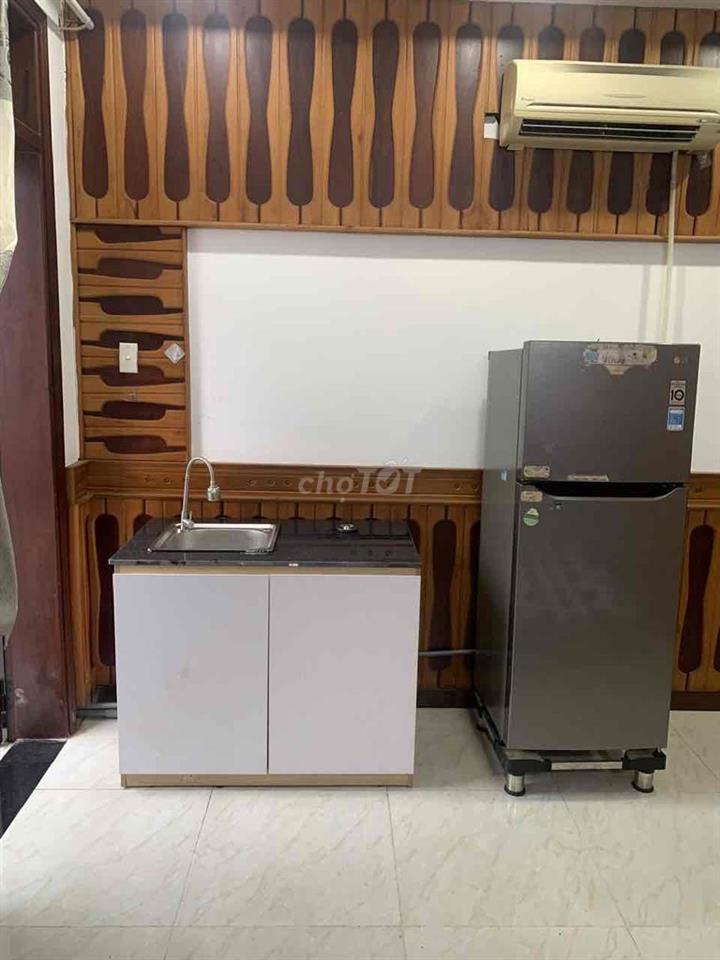 NHÀ CHO THUÊ Q7.  Đường lâm văn bền.Tân quy .  dt:9x25m.nhà 1 trệt 1 l