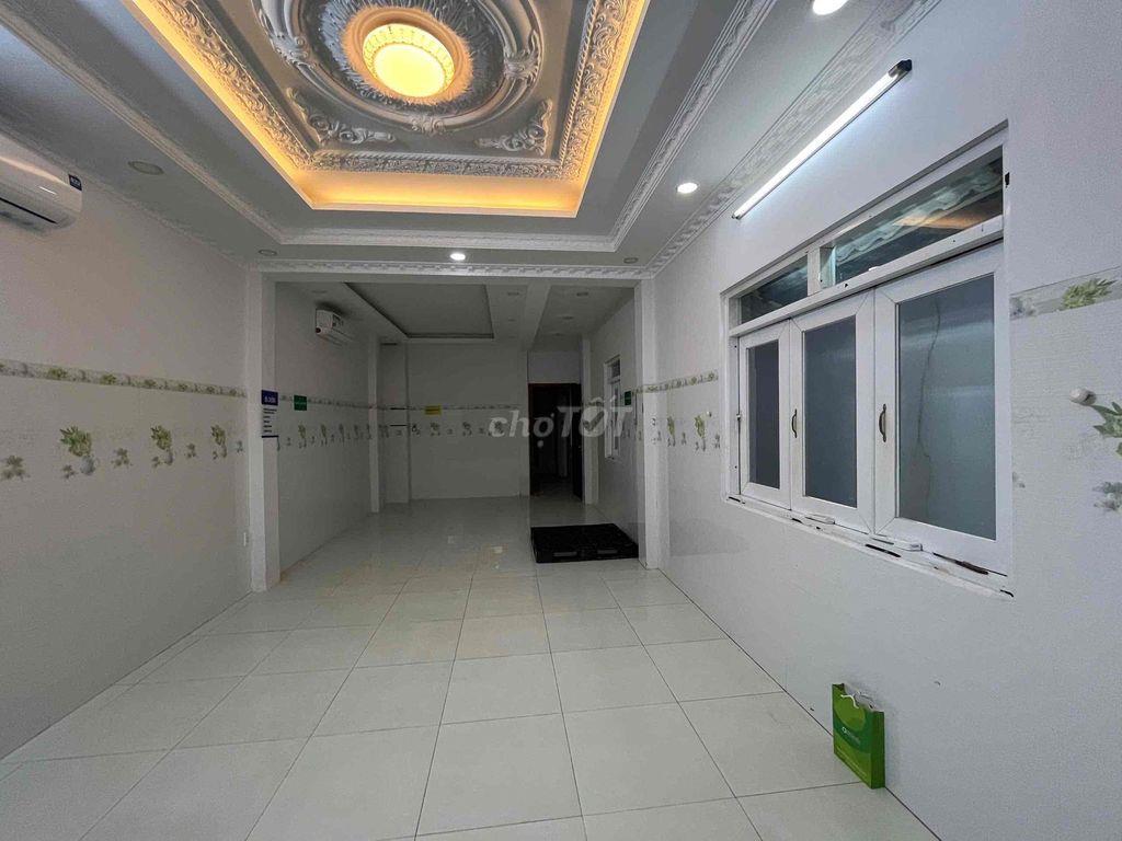 NHÀ CHO THUÊ Q7.  Đường lâm văn bền.Tân quy .  dt:9x25m.nhà 1 trệt 1 l