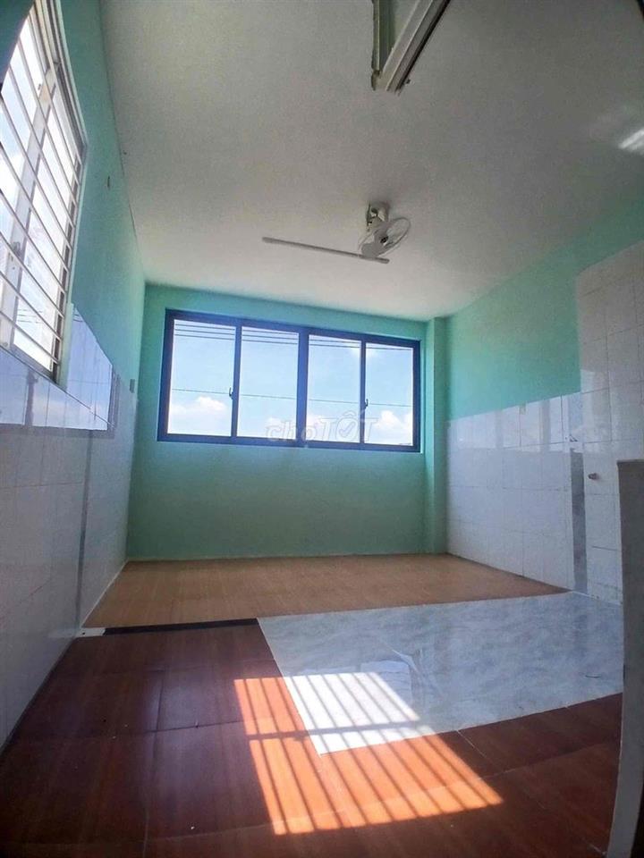 Chính Chủ Cho Thuê Nhà MT Nguyễn Duy P.9 Q.8 Giá 13tr Ạ Có NT LH Em Ạ