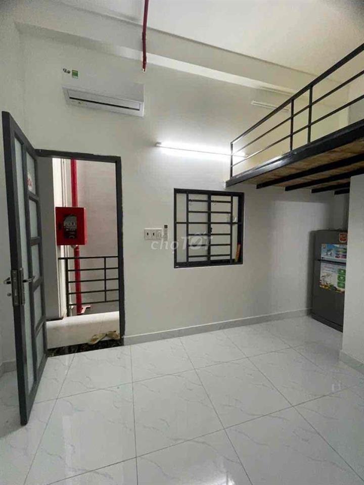 Chủ ko có thời gian quản lý,cần sang lại 32 phòng trên đuong quang tru