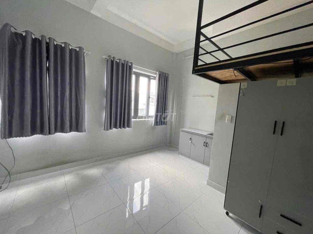 Chủ ko có thời gian quản lý,cần sang lại 32 phòng trên đuong quang tru