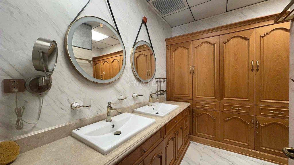 5000$ 500m2 thảo điền  pearl pen house  1 phòng chiếu phim 1 nhà kho l