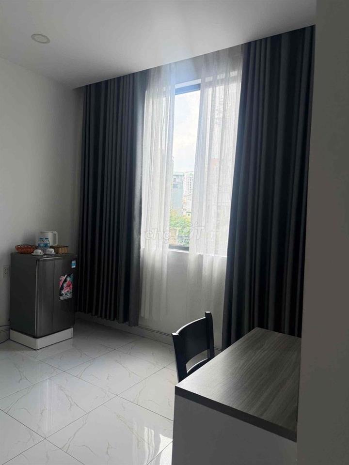 Chính Chủ Cho Thuê K.S Sân Bay 25pn 1MB 1 Hầm ANTT Giá 250tr Ful NT Ạ