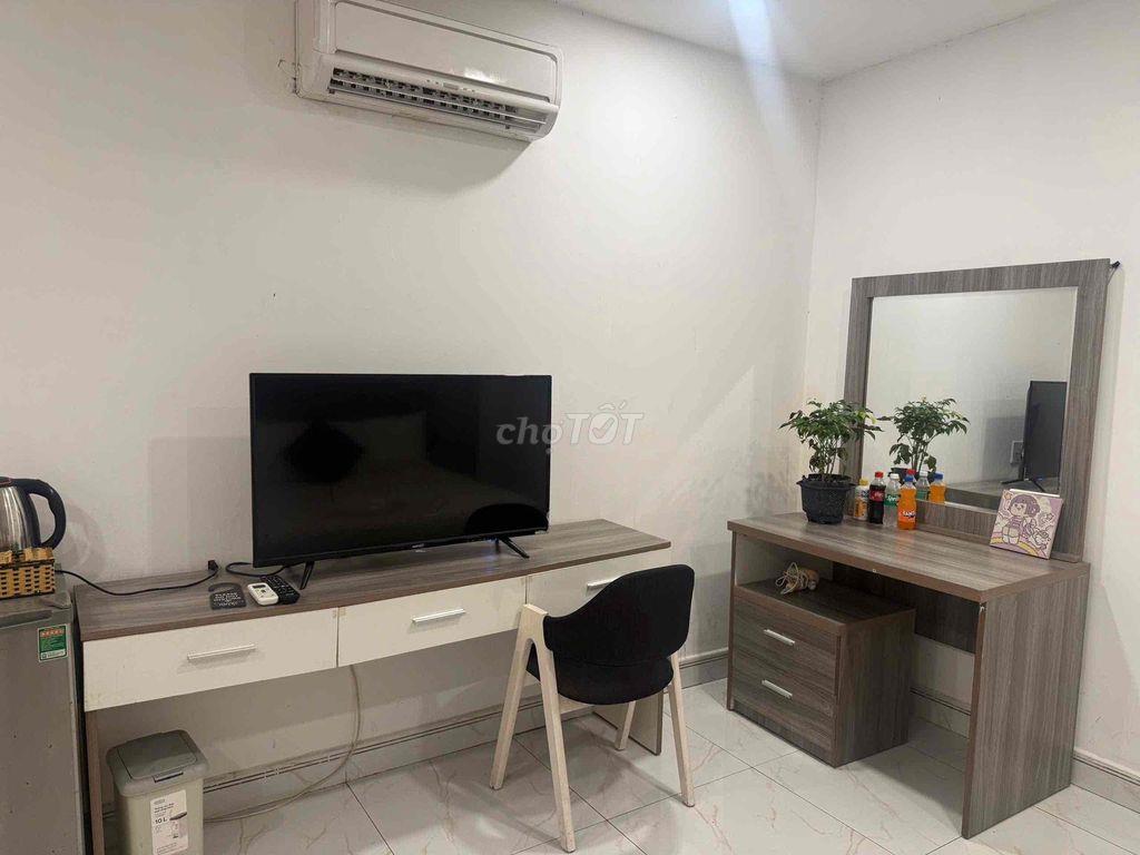 Chính Chủ Cho Thuê K.S MT Sân Bay 250tr Cọc 6 Sang 3 Tỷ Giá 170tr 25p