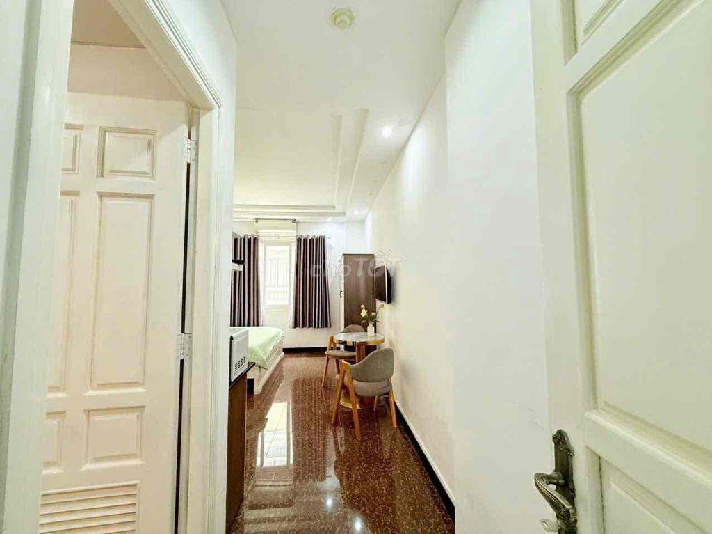 Sang CHDV Malila nội khu Hưng gia 3 Tòa nhà gồm 18 phòng + 1mb mb đang