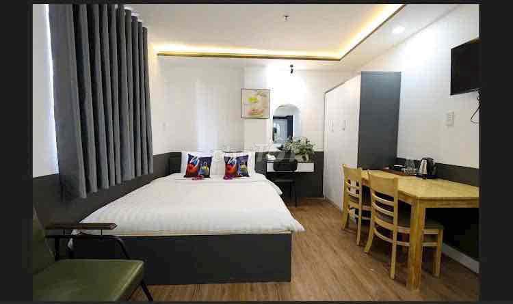 Cho thuê Khách sạn 18A nam Quốc Cang, Quận 1 Diện tích: 6,5 x 21m (nở