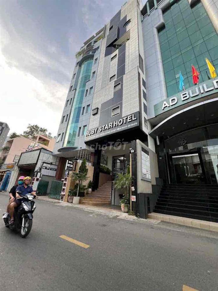 Cho thuê Khách sạn 18A nam Quốc Cang, Quận 1 Diện tích: 6,5 x 21m (nở