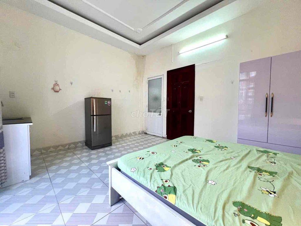 43/10 đường 35, phường Hiệp Bình BC lầu 2 trống sẵn 4.800.000 /-rose